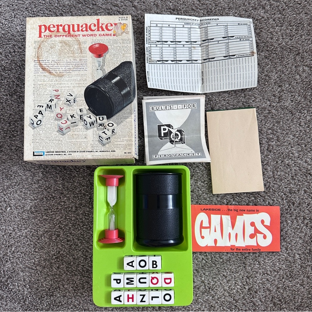 PERQUACKEY Vintage 1969 Lakeside Toy The Different Word Dice Board Game Complete